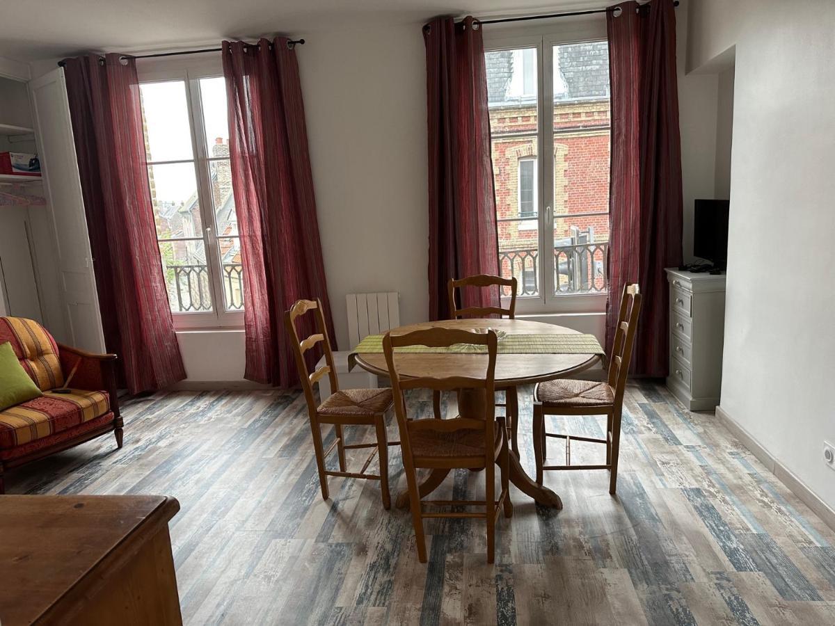 Des Beaux Appartements Deluxe Dieppe Exteriér fotografie
